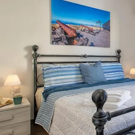 Pufferfish With Private Terrace