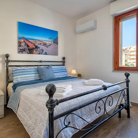 Pufferfish With Private Terrace