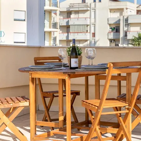 Pufferfish With Private Terrace